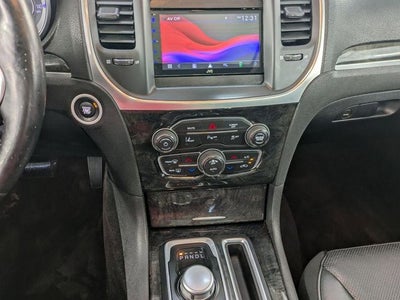 2017 Chrysler 300 C