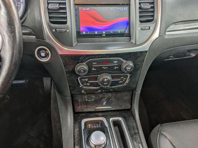 2017 Chrysler 300 C