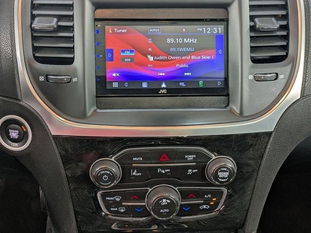 2017 Chrysler 300 C