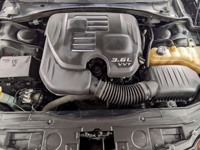2017 Chrysler 300 C