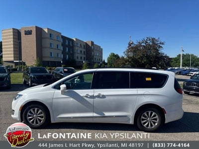 2017 Chrysler Pacifica Touring L
