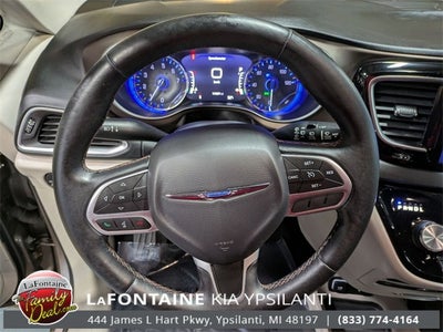 2017 Chrysler Pacifica Touring L Plus