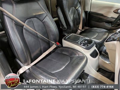 2017 Chrysler Pacifica Touring L Plus