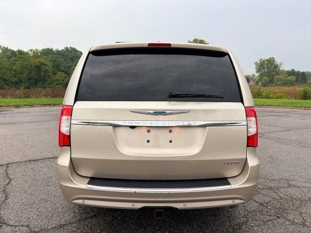 2016 Chrysler Town & Country Limited