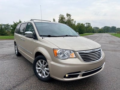 2016 Chrysler Town & Country Limited