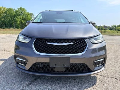 2022 Chrysler Pacifica Hybrid Touring L