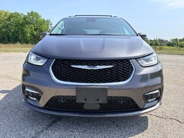 2022 Chrysler Pacifica Hybrid Touring L