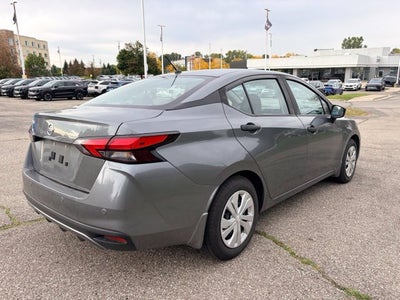 2021 Nissan Versa 1.6 S