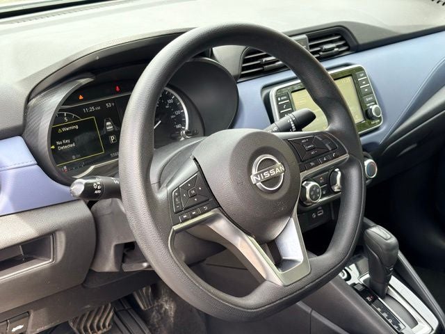 2023 Nissan Versa 1.6 SV