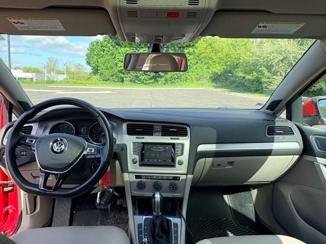 2015 Volkswagen Golf TSI S 4-Door