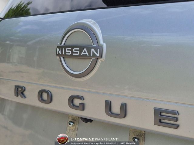2025 Nissan Rogue SV