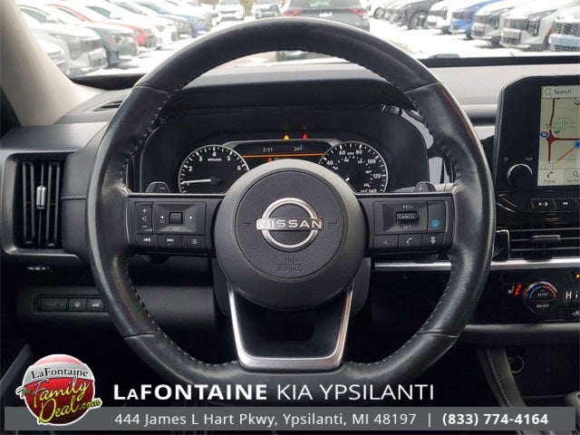 2023 Nissan Pathfinder SL