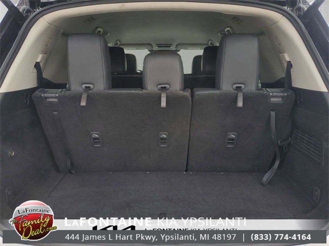 2023 Nissan Pathfinder SL