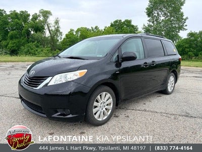 2017 Toyota Sienna LE 7 Passenger