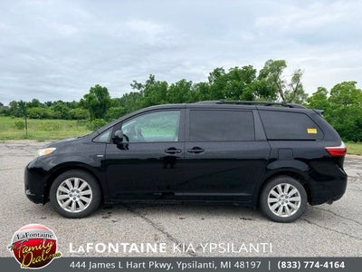 2017 Toyota Sienna LE 7 Passenger