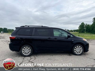 2017 Toyota Sienna LE 7 Passenger