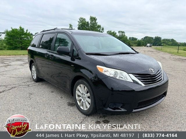 2017 Toyota Sienna LE 7 Passenger