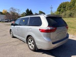 2017 Toyota Sienna LE