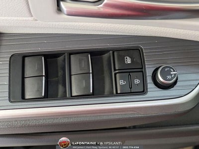 2023 Toyota Sienna XSE 7 Passenger