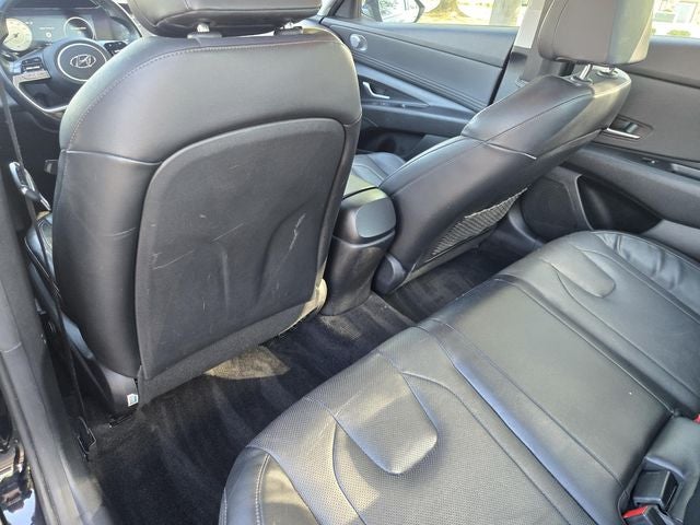 2022 Hyundai Elantra Limited