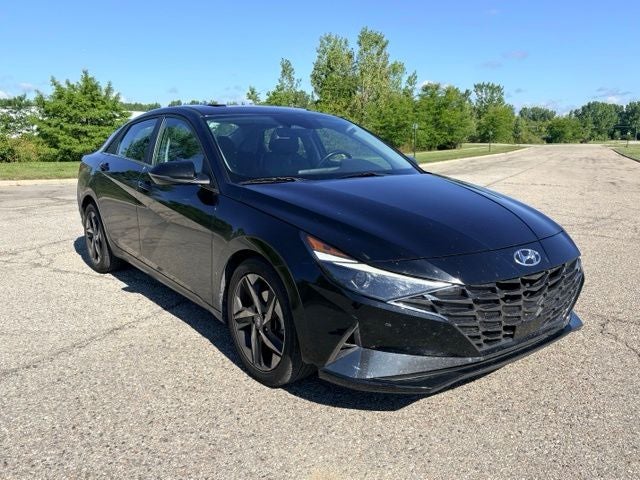 2022 Hyundai Elantra Limited
