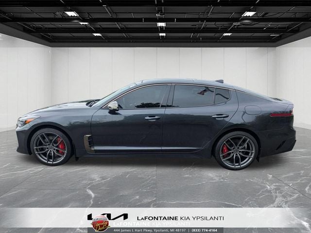 2022 Kia Stinger GT1