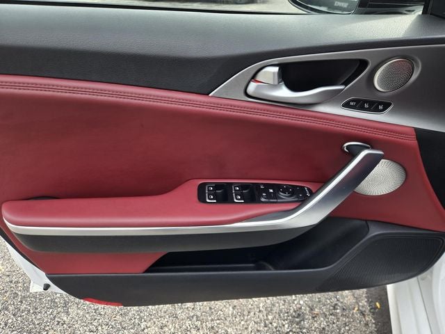 2020 Kia Stinger GT1