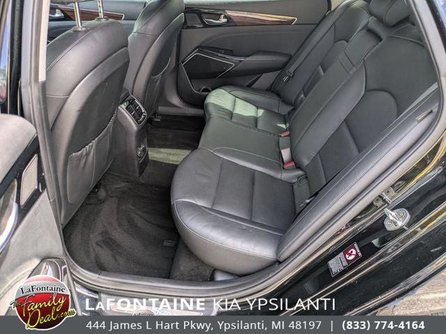 2019 Kia Cadenza Technology