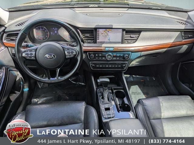 2019 Kia Cadenza Technology