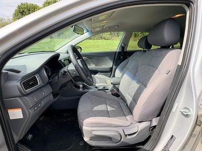 2017 Kia Niro LX