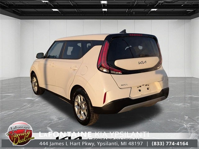 2024 Kia Soul LX