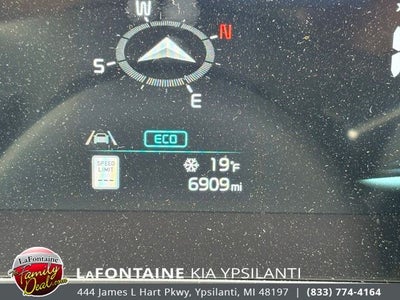 2025 Kia Sportage Hybrid EX