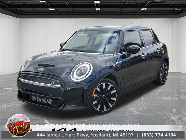 2023 MINI Cooper S Base