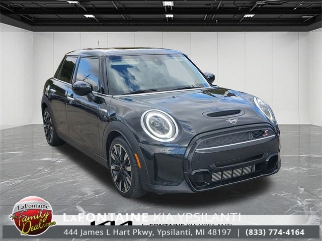 2023 MINI Cooper S Base