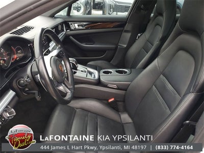 2018 Porsche Panamera 4