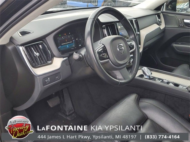 2022 Volvo XC60 B6 Inscription