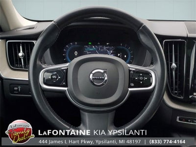 2022 Volvo XC60 B6 Inscription