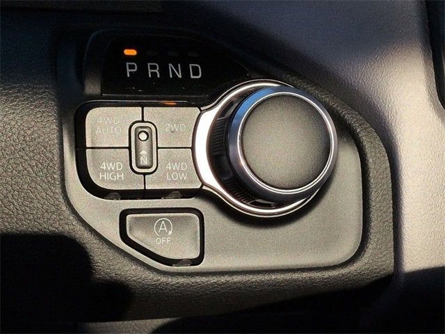 2022 RAM 1500 Big Horn Crew Cab 4x4 5'7" Box