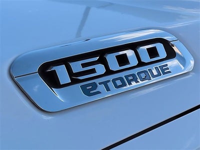 2022 RAM 1500 Big Horn Crew Cab 4x4 5'7" Box