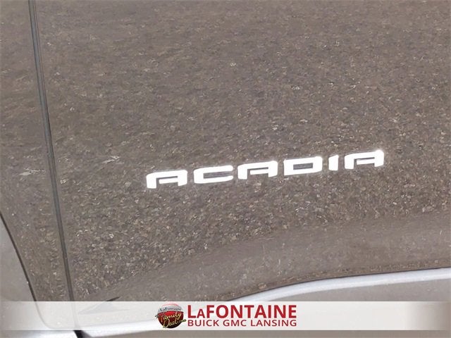 2023 GMC Acadia SLT