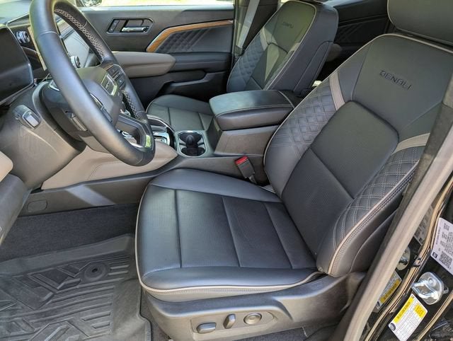 2024 GMC Canyon Denali