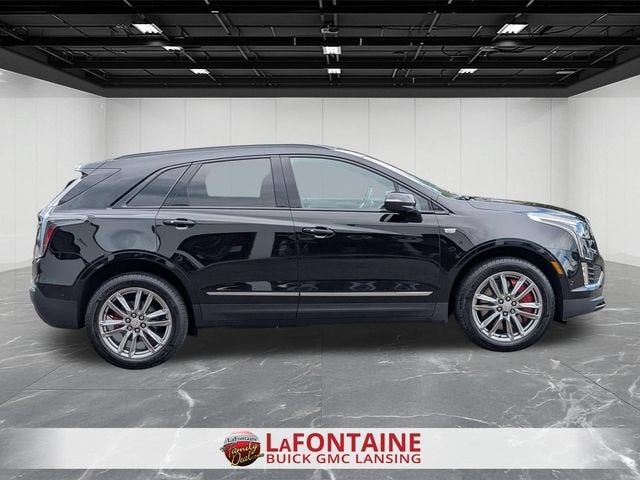 2025 Cadillac XT5 Sport