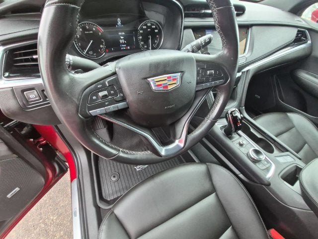 2024 Cadillac XT6 Luxury