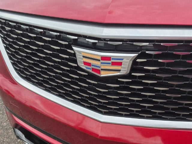 2024 Cadillac XT6 Luxury
