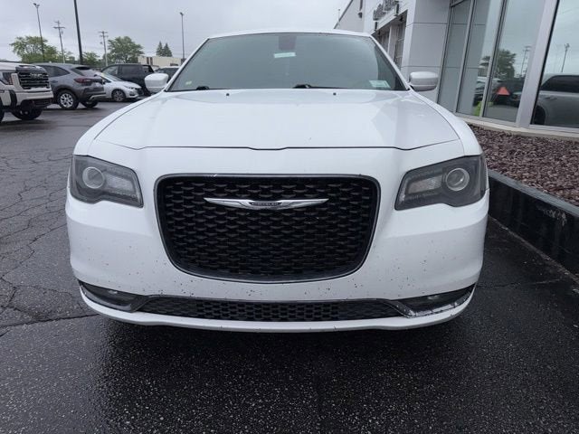 2016 Chrysler 300 300S