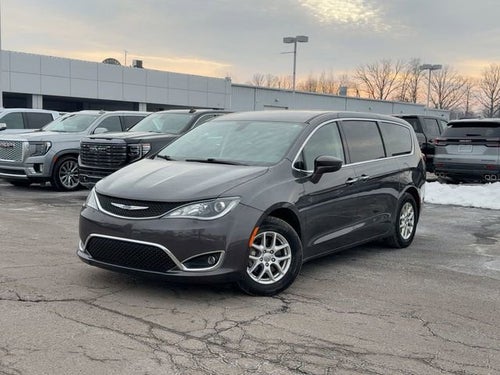 2020 Chrysler Pacifica Touring
