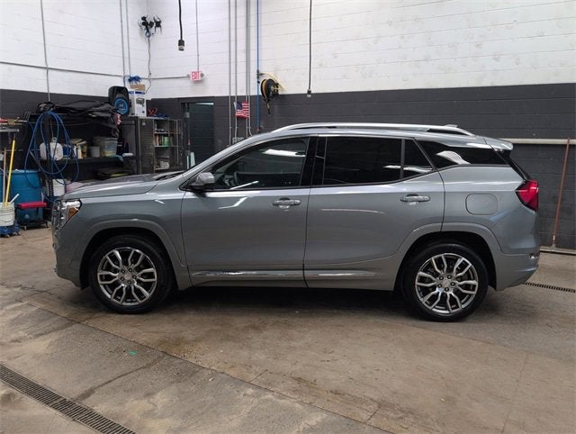 2023 GMC Terrain Denali