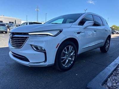 2024 Buick Enclave Essence