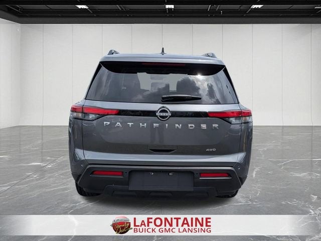 2025 Nissan Pathfinder SV 4WD