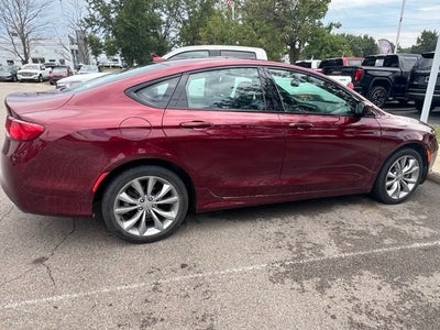 2016 Chrysler 200 S